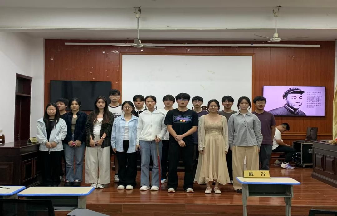 精研剧目磨演技，红色精神永传承 ——“安源红”老员工宣讲团开展舞台剧排练纪实